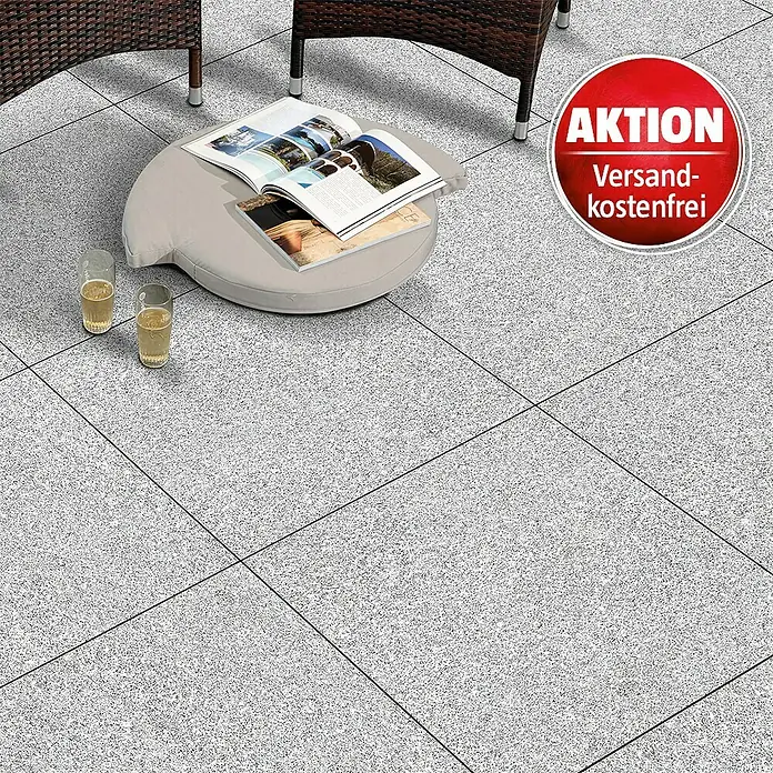 Terrassenfliese Cera 3.0 - 40 x 40 x 3 cm, Granito Montorfano, Matt - Terrassenplatten aus Granit mit einer feinen, gesprenkelten Oberfläche, ideal für stilvolle Außenbereiche und mit "Aktion Versandkostenfrei" gekennzeichnet.