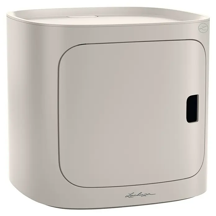 Lechuza Aufbewahrungsmodul Pila Color - Außenmaß (L x B x H): 35 x 35 x 33 cm, Kunststoff, Sandbraun - Nahaufnahme eines LECHUZA Cube Glossy Pflanzgefäßes in sanftem Beige. Stilvolles Design für Zimmerpflanzen.