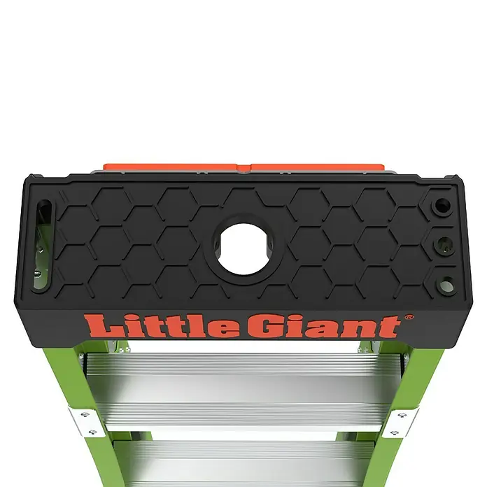 Little Giant Mehrzweckleiter 5+4 STUFEN - Anzahl Tritte: 9 Stk., Arbeitshöhe: 3,45 m, Verbundwerkstoff - Detailaufnahme einer Little Giant Leiter, die die robuste Konstruktion und das Design für den professionellen Einsatz hervorhebt.