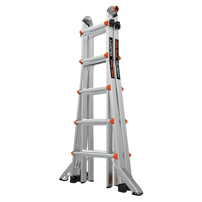 Little Giant Mehrzweckleiter VELOCITY 4X5 - Anzahl Tritte: 20 Stk., Arbeitshöhe: 6,73 m, Aluminium - Bild einer Little Giant Velocity Mehrzweckleiter aus Aluminium. Die Leiter hat orangefarbene Akzente und schwarze Füße für Stabilität.