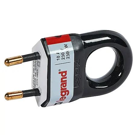 Legrand  Clavija plana con anillo