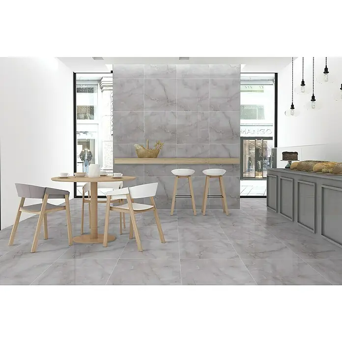 Feinsteinzeugfliese Royal Onyx - 60 x 60 cm, Grau, Glänzend - Der Fokus liegt auf den modernen grauen Fliesen, die Boden und Wand zieren und dem Raum ein elegantes, zeitgemäßes Aussehen verleihen.