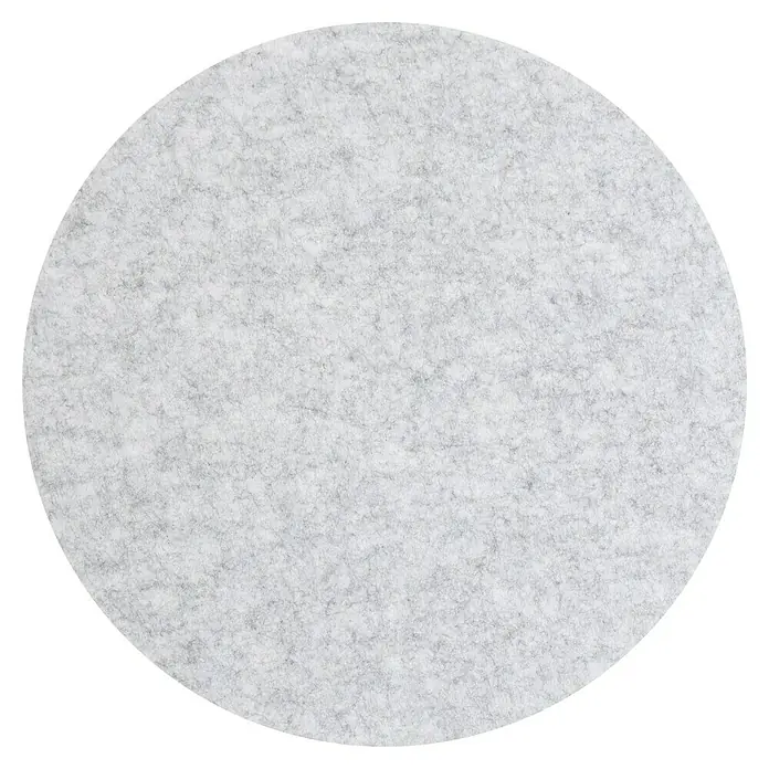 Lautloz Akustikpaneel Roundz - Hellgrau, Ø x S: 60 x 2,4 cm, 1 Stk. - Nahaufnahme eines runden, hellgrauen Filzuntersetzers, ideal für den Schutz von Oberflächen und als dekoratives Element.