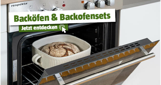 Brot im Ofen in einer weißen Backform