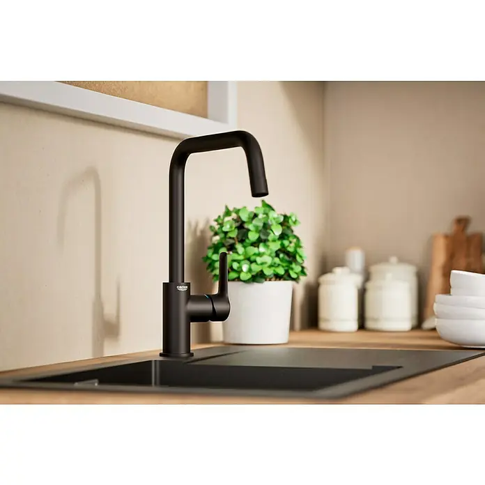 Grohe Start Spültischarmatur - Ausladung Armatur: 228 mm, Schwarz, Matt - Schwarzer Grohe Küchenarmatur mit klaren Linien und modernem Design. Ideal für jede stilvolle Küche mit Spülbecken.