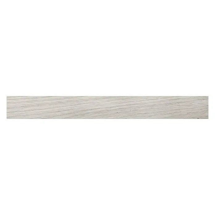 Zócalo cerámico Genuine - 7,3 x 60 cm, Gris - Primer plano de una tira de madera clara con un grano fino, ideal para pavimentos o revestimientos de pared. El diseño natural aporta calidez a la estancia.
