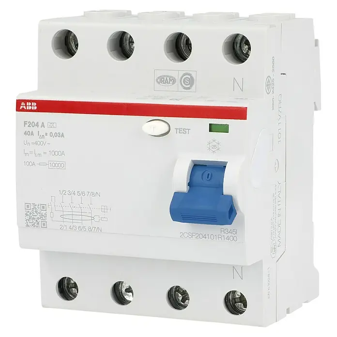 ABB System pro M compact FI-Schalter F204 A-40/0.03 - 40 A, Typ A, 30 mA, Polanzahl: 4 - Nahaufnahme eines ABB F204A Fehlerstrom-Schutzschalters, der für elektrische Sicherheit in Wohn- und Gewerbeanwendungen sorgt.