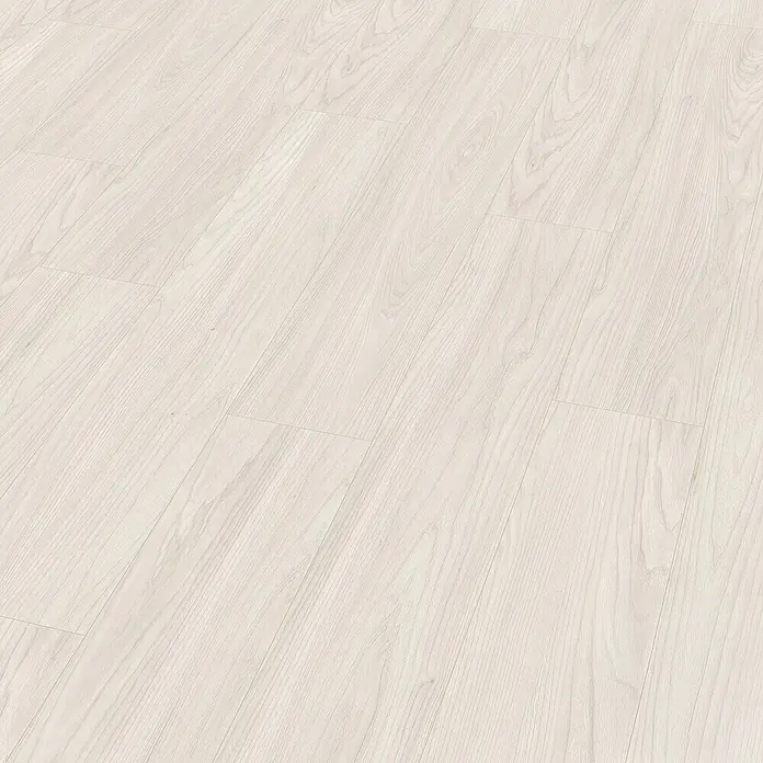 Egger Laminat NatureSense Aqua - Sheffield Akazie weiß, Landhausdiele, 1.292 x 193 x 8 mm - Hell getönter Laminatboden mit Holzstruktur in Fischgrätenmuster für ein stilvolles Interieur und eine warme Atmosphäre.