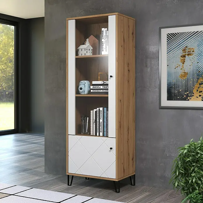 Trendteam Vitrine Touch - B x T x H: 63 x 40 x 172 cm, Weiß - Das Foto zeigt ein hohes Bücherregal mit Holzstruktur und weißen Akzenten, das im modernen Wohnraum stilvoll Bücher und Deko präsentiert.