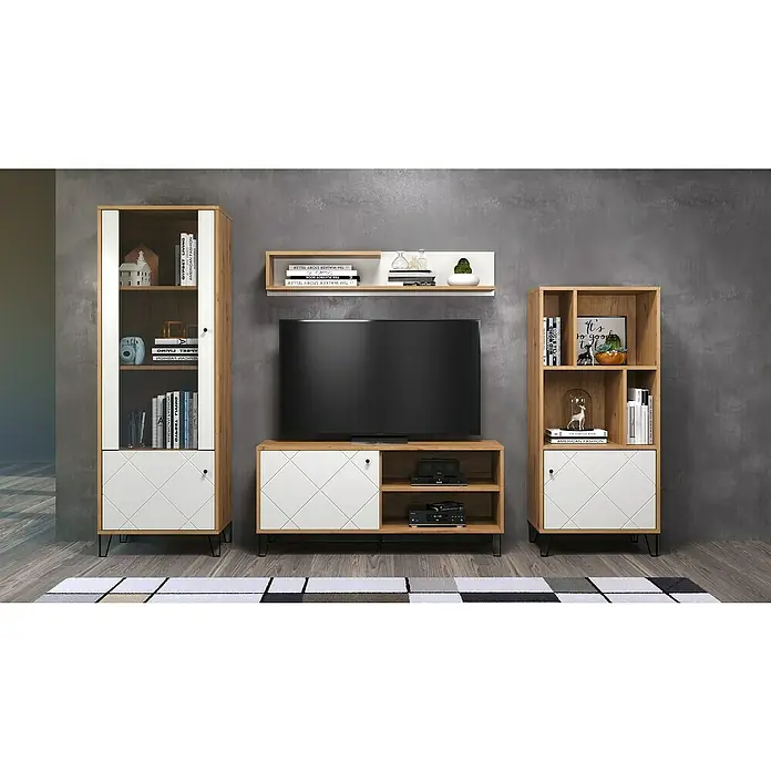 Trendteam Vitrine Touch - B x T x H: 63 x 40 x 172 cm, Weiß - Eine moderne Wohnwand in Holzoptik mit weißen Akzenten, bestehend aus TV-Möbel, Regal und Hängeregal, vor einer grauen Wand.