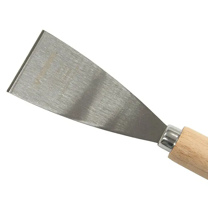 Wisent Entrosterspachtel - Klingenbreite: 60 mm, Länge: 420 mm - Nahaufnahme eines Metallschabers mit Holzgriff, ideal für Reinigungs- und Handwerksarbeiten.