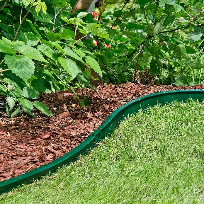 Windhager Rasenkante Green Border - Grün, L x B: 100 x 12,5 cm, Kunststoff - Grüne Rasenkante trennt Rasen von Mulch im Garten. Praktische Beetumrandung für saubere Übergänge und definierte Bereiche im Außenbereich.