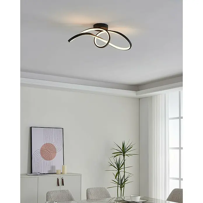 Eglo LED-Deckenleuchte Calarossa-Z - 22 W, L x B x H: 70 x 23 x 20,5 cm, Schwarz, RGBW - Elegante Deckenleuchte mit modernem Design, die jeden Raum stilvoll beleuchtet. Perfekt für Esszimmer oder Wohnzimmer, um eine angenehme Atmosphäre zu schaffen.