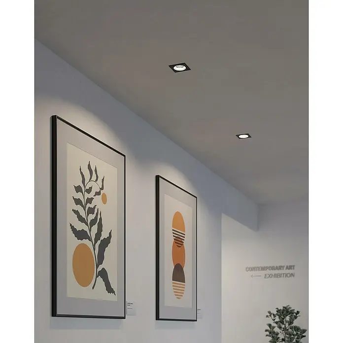 Eglo Connect LED-Einbauleuchte Carosso-Z - 4,7 W, L x B x H: 9,3 x 9,3 x 9 cm, Schwarz, RGBW - Modernes Interieur mit stilvollen Deckenspots und Kunstwerken an der Wand. Die Spots setzen die Gemälde gekonnt in Szene.