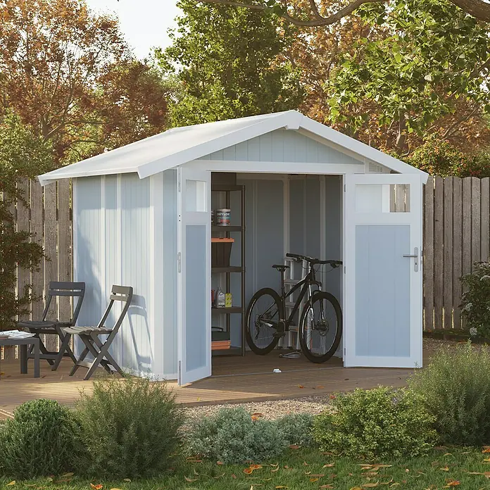 Grosfillex Caseta para jardín Utility - Medidas ext. (An x Pr): 295 x 261 cm, Plástico, Gris azulado - Caseta de jardín espaciosa en diseño de madera clara con puertas dobles abiertas, que ofrece espacio para bicicletas y estanterías.