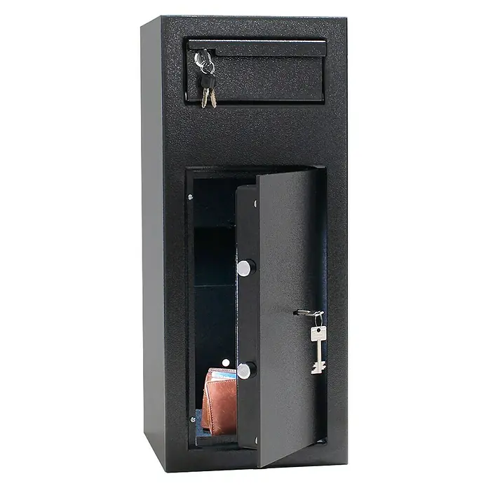 Rottner Einwurftresor Cashmatic 1 - 26 x 25 x 60 cm, Doppelbartschloss - Hier ist ein schwarzer Safe mit einer Geldbörse, Schlüsseln und zwei Fächern, um Wertsachen sicher aufzubewahren.
