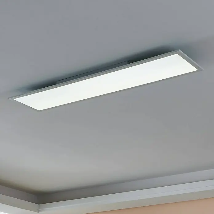 Eglo connect.z LED-Panel Salobrena-Z - L x B x H: 120 x 30 x 5 cm, Warmweiß - Flache, rechteckige Deckenleuchte mit hellem Lichtpaneel und schmalem Rahmen. Für moderne Innenräume geeignet.