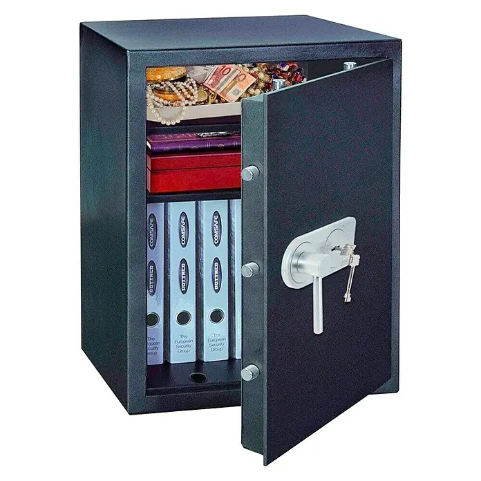 Rottner Möbeltresor Samoa - L x B x H: 41 x 49 x 66 cm, Doppelbart-Hochsicherheitsschloss, Anthrazit - Ein Tresor mit geöffneter Tür, gefüllt mit Wertsachen, Ordnern und Schlüsseln. Ideal zum Schutz Ihrer Wertsachen vor Diebstahl.