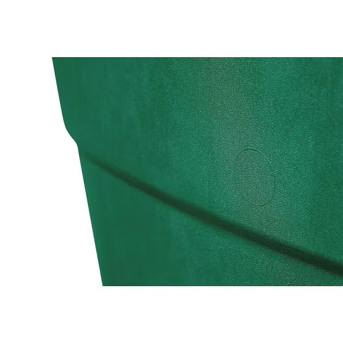 Garantia Regentonne Ibiza - 300 l, Grün, 1 Stk. - Nahaufnahme einer grünen Kunststoffoberfläche mit einer feinen Textur und einem kreisförmigen Detail. Ideal zur Produktpräsentation.