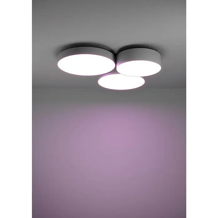 Eglo Connect LED-Deckenleuchte Barbano-Z - L x B x H: 56,5 x 60,5 x 9 cm, Schwarz, RGBW - Moderne Deckenleuchte mit drei runden Lampen, die ein angenehmes, gleichmäßiges Licht spenden und eine stilvolle Atmosphäre schaffen.