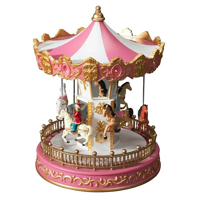 Konstsmide LED-Szenerie Weihnachtskarusell - L x B x H: 18,2 x 18,2 x 23,5 cm, Rosa, Batteriebetrieben, LED - Detailaufnahme eines nostalgischen Karussells mit rosa-weißen Streifen und goldenen Akzenten, das eine festliche Atmosphäre verbreitet.