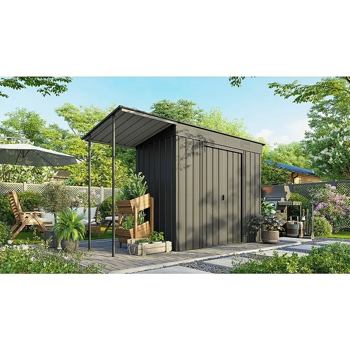 Globel Metallgerätehaus Skillion 84 - Außenmaß inkl. Dachüberstand (B x T): 324,6 x 124 cm, Stahl, Anthrazit - Stilvolles, modernes Gartengerätehaus in Anthrazit mit Vordach, umgeben von üppigem Grün und Gartenmöbeln. Ideal für die Gartenaufbewahrung.