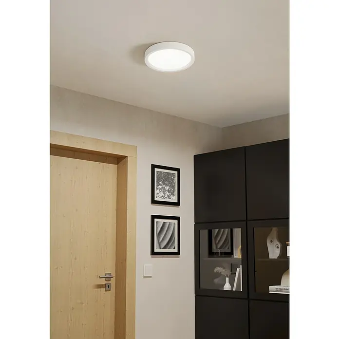 Eglo Foco downlight de superficie LED IDUN-E - 15 W, Ø x Al: 28,5 x 3,1 cm, Blanco neutro - Lámpara de techo blanca moderna que proporciona una iluminación brillante y uniforme. Ideal para pasillos o habitaciones pequeñas.