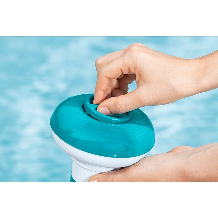 Bestway Dozirni plovec  (Modra, Bela) | 8358 - Poolabdeckungen/ -Unterlagen | ICIC - Pools / Whirlpools Zubehör | ICI - Pools & Zubehör | IC - Freizeit im Garten | I - Stadtgarten | BAUHAUS