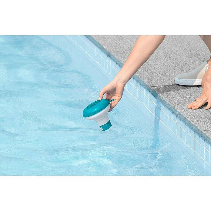 Bestway Dozirni plovec  (Modra, Bela) | 8358 - Poolabdeckungen/ -Unterlagen | ICIC - Pools / Whirlpools Zubehör | ICI - Pools & Zubehör | IC - Freizeit im Garten | I - Stadtgarten | BAUHAUS