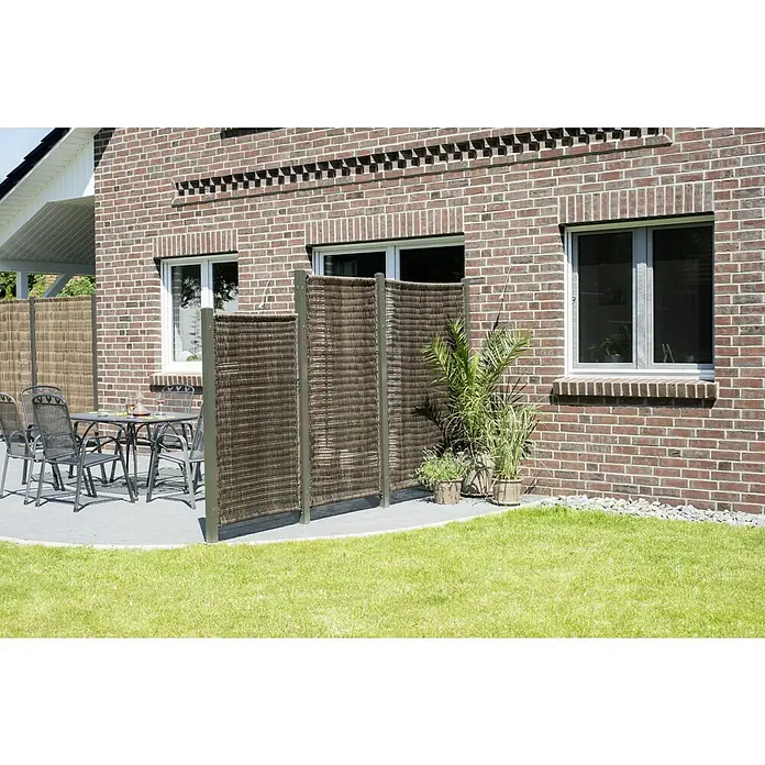 Sichtschutzelement Öland - 90 x 180 cm, Dunkelbraun - Sichtschutz aus braunem Weidegeflecht für den Garten. Der Zaun dient als Wind- und Sichtschutz und ist eine dekorative Gartenergänzung.