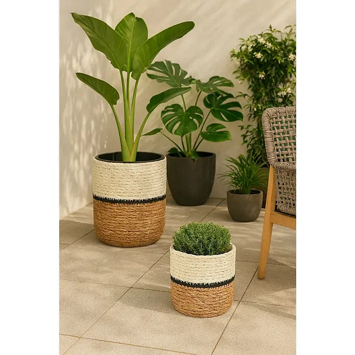 Maceta con interior de plástico Damian - Dimensiones externas (Ø x Al): 12 x 12 cm, Materiales naturales, Blanco - Macetas decorativas hechas de cuerda trenzada en tonos naturales y blanco, ideales para plantas de interior y jardín.
