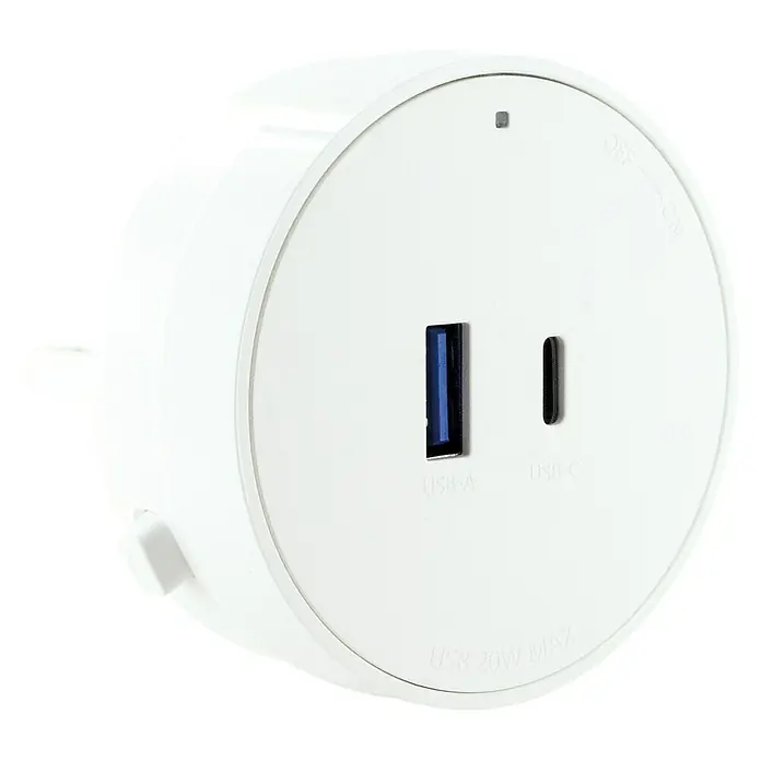 Schwaiger USB-Steckdose Adapter USB-A, USB-C - 6,2 cm, Weiß - Ein weißer USB-Ladestecker mit USB-A- und USB-C-Anschlüssen, ideal zum Aufladen verschiedener Geräte. Kompaktes Design für den täglichen Gebrauch.