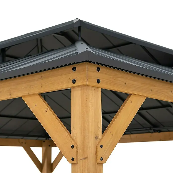 Sunjoy Pavillon Rimo - L x B: 390 x 450 cm, Farbe Dach: Anthrazit - Nahaufnahme eines Pavillons mit Holzpfosten und einem schwarzen Metalldach, der Stabilität und Schutz bietet.
