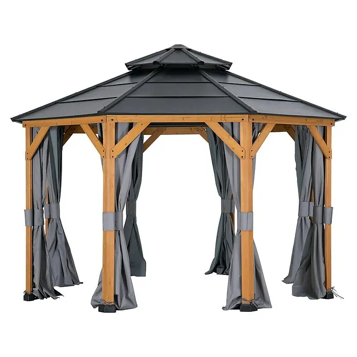 Sunjoy Pavillon-Seitenwände Polyester-Vorhangpaneele - Passend für: Sunjoy Gazebo Pavillon Eggi 395X395 cm, Grau - Ein elegantes Gartenpavillon mit Holzrahmen und grauen Vorhängen, perfekt für stilvolle Outdoor-Entspannung.
