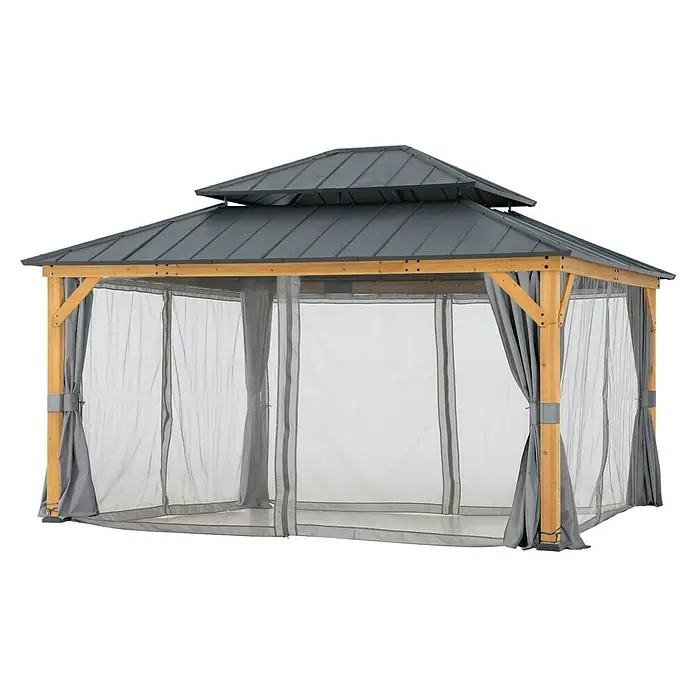 Sunjoy Pavillon Trivor - L x B: 390 x 450 cm, Farbe Dach: Anthrazit - Das Bild zeigt ein stilvolles Gartenpavillon mit grauem Dach und Vorhängen. Das Holzgestell harmoniert gut mit den grauen Vorhängen.