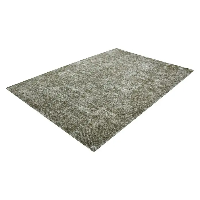 Kayoom Kurzflorteppich Etna - Olivgrün, 230 x 160 cm, 100 % Mikropolyester - Ein rechteckiger Teppich mit einem schmutzigen, grauen Farbton liegt auf einem weißen Hintergrund. Das Produkt ist für den Einsatz im Innenbereich konzipiert.