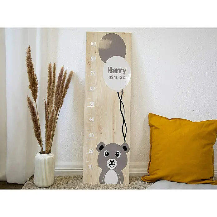 D-c-fix Klebefolie Uni Lack - 200 x 45 cm, Taupe, Selbstklebend - Kinderzimmerdekoration mit einer Wachstumstabelle aus Holz mit einem niedlichen Bären, Ballons und personalisierten Details.