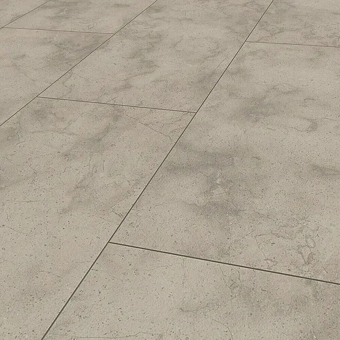LOGOCLIC Ceramico Laminatmuster Arosa - 300 x 330 x 8 mm, Steinoptik - Nahaufnahme eines grauen, gefliesten Bodens, der eine moderne und robuste Oberfläche zeigt. Die Fliesen haben ein marmorähnliches Muster.