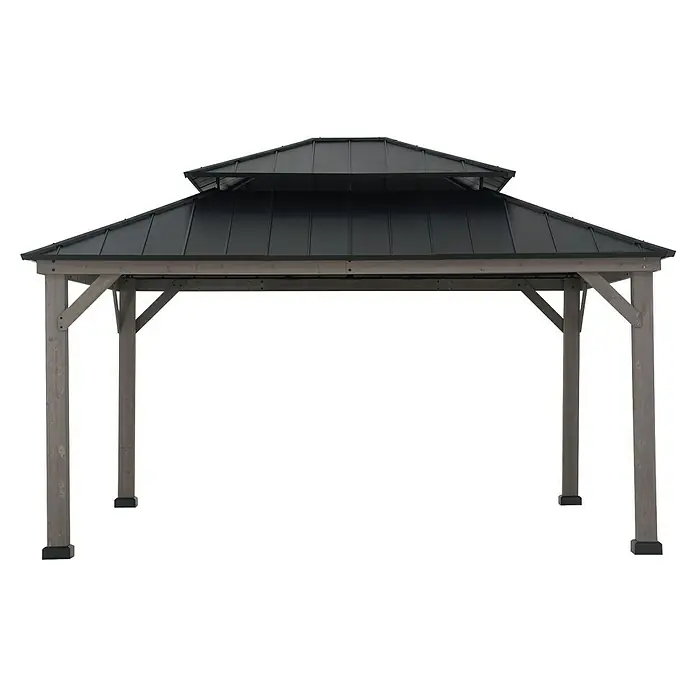 Sunjoy Pavillon Rysy - L x B: 450 x 390 cm, Farbe Dach: Schwarz - Grauer Pavillon mit Doppeldach. Der Pavillon hat einen Rahmen aus Holz und ein Dach aus grauem Metall, das für Schatten und Schutz sorgt.