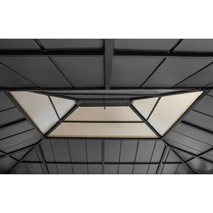 Sunjoy Pavillon Ernir - L x B: 452 x 393 cm, Farbe Dach: Anthrazit - Blick auf das Dach eines Pavillons mit einem transluzenten Paneel in der Mitte.