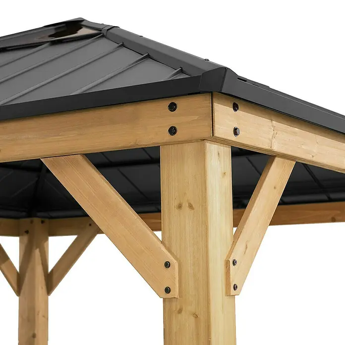 Sunjoy Pavillon Pirin - L x B: 336 x 336 cm, Farbe Dach: Anthrazit - Detailaufnahme eines Holzpavillons mit schwarzem Metalldach, das Stabilität und Schutz bietet.