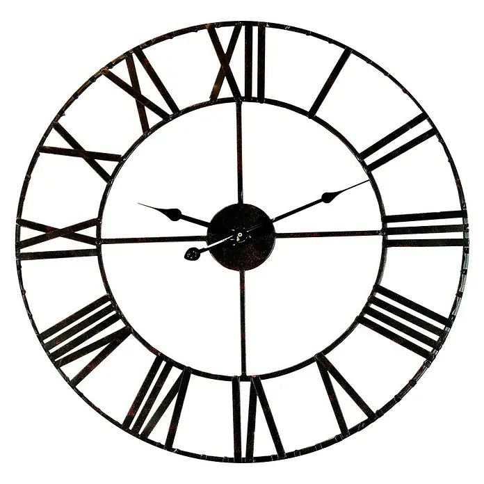Wanduhr - Durchmesser: 60 cm, Schwarz - Eine große Wanduhr im Vintage-Stil mit römischen Ziffern und einem rustikalen Finish, die einen Hauch von Eleganz verleiht.