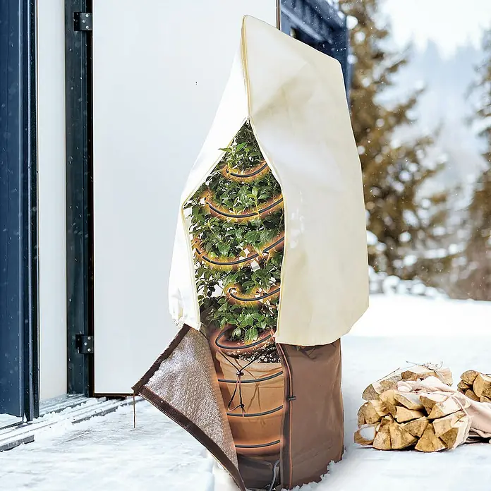 BioGreen Winterschutz Frostschutzkabel - 10 m - Pflanzenschutzhülle für den Winter. Eine Winterfeste Abdeckung schützt Pflanzen im Topf vor Kälte und Frost.