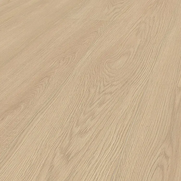 LOGOCLIC Family Laminat - Eiche Diosa, Landhausdiele, 1.288 x 195 x 7 mm - Nahaufnahme des skandinavisch inspirierten Vinylbodens in hellem Holzdesign mit matter Oberfläche und fühlbarer Holzstruktur.
