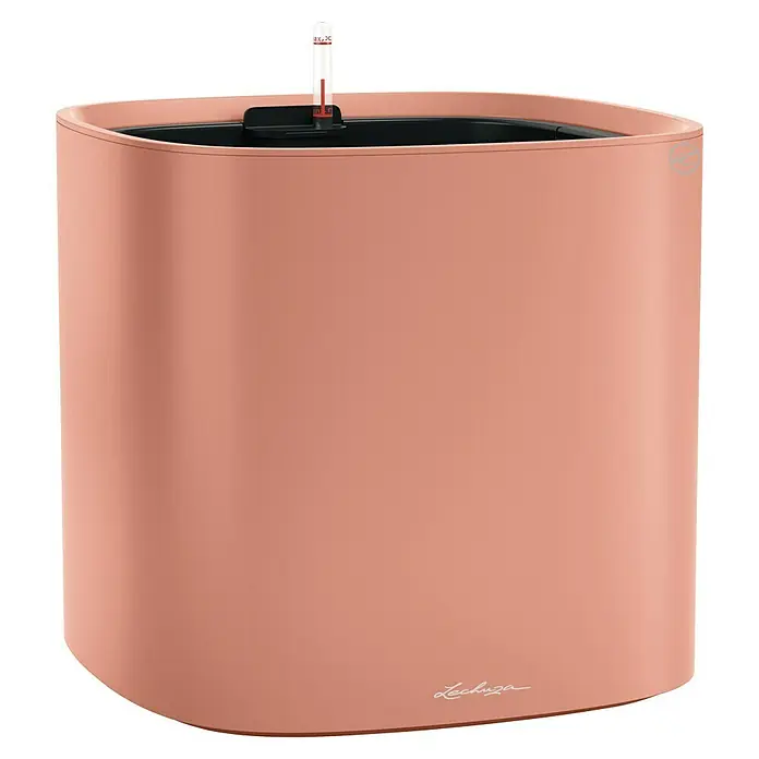 Lechuza Pflanztopf Pila Color High - Außenmaß (L x B x H): 35 x 35 x 33 cm, Kunststoff, Korallrot - Nahaufnahme eines rosafarbenen Lechuza Blumentopfes mit Wasserstandsanzeige, ideal für Zimmerpflanzen und den Außenbereich.