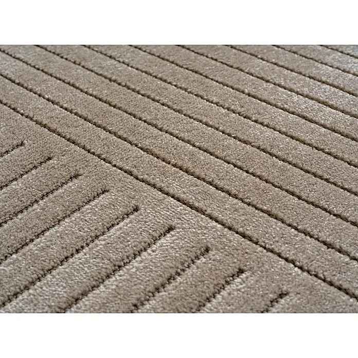 Outdoor-Teppich Nova II - Beige, 230 x 160 cm, 100 % Polypropylen - Nahaufnahme eines beigen Teppichs mit linearem Muster, der eine weiche und strukturierte Oberfläche zeigt.