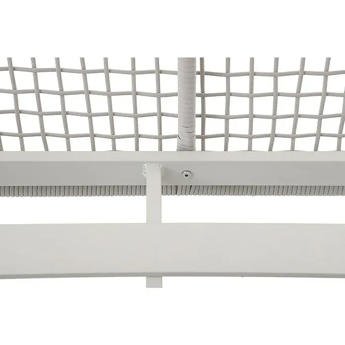 Sunfun Solo Rope Loungesofa - B x T x H: 187 x 114 x 81,5 cm, Aluminium, Olefin, Light-Greige - Nahaufnahme eines hellen, modernen Möbelstücks mit geflochtenem Netz und Metallrahmen. Das Design betont Minimalismus und Funktionalität.