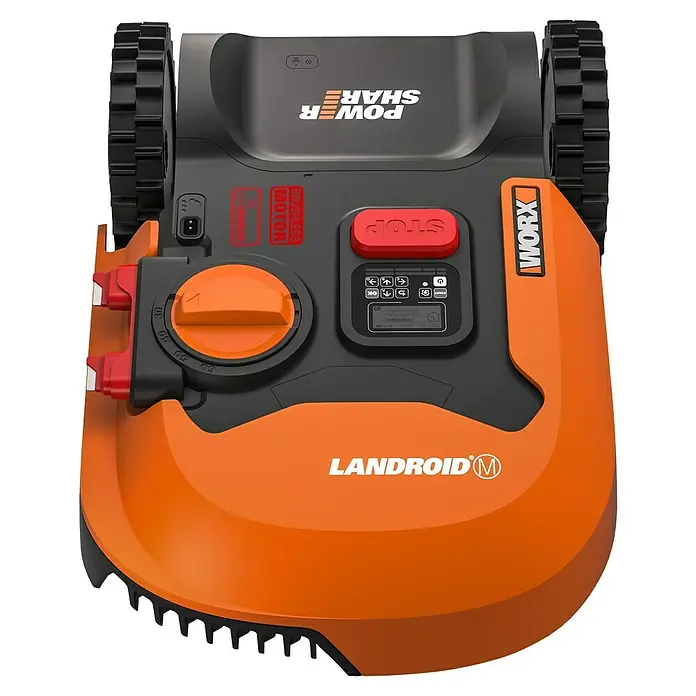 Worx PowerShare 20V Robot cortacésped Landroid M700 - 700 m², Ancho de corte: 18 cm, Navegación por inducción, Cable de antena - Un robot cortacésped Worx Landroid M en naranja y negro. El robot cortacésped está capturado desde una perspectiva de arriba hacia abajo.