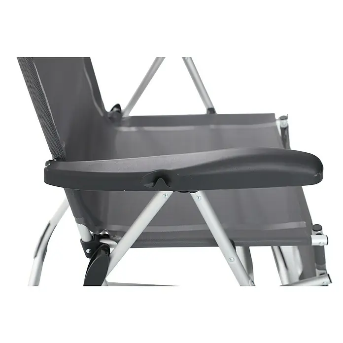 Sunfun Campingstuhl mit Kopfkissen - B x T x H: 57 x 80 x 118 cm, Night-Grey, Aluminium, Textilene - Nahaufnahme eines grauen Campingstuhls mit silbernem Rahmen und schwarzer Armlehne.