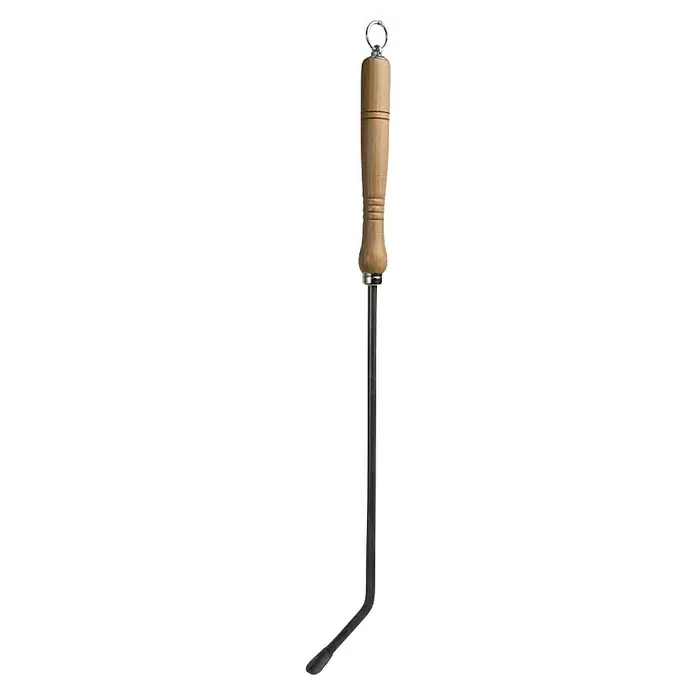 Schürhaken - Länge: 45 cm, Schwarz/Holz - Nahaufnahme eines Unkrautstechers mit Holzgriff und Metallspitze, ein nützliches Gartengerät.